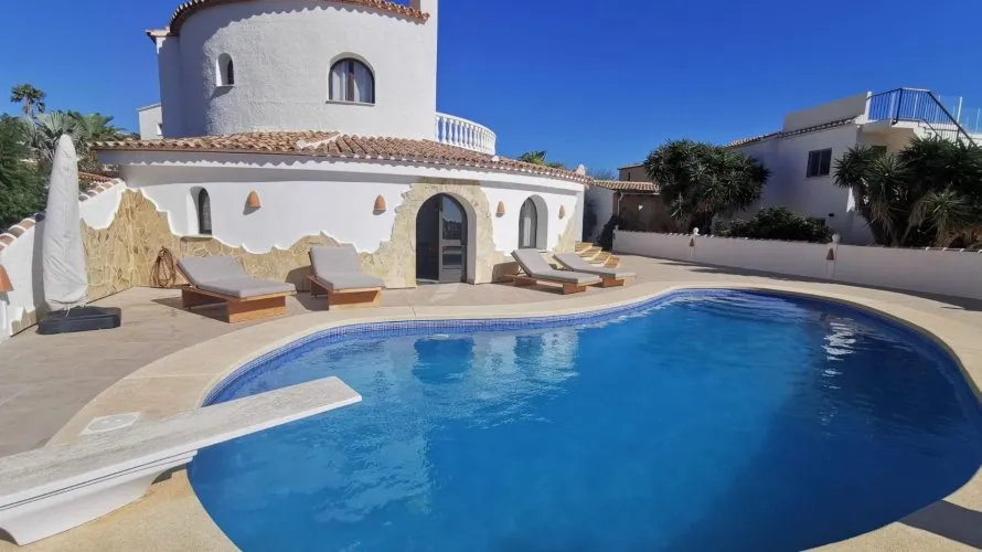 Villa de 4 chambres à Benitachell, Spain No. 1479 № 23