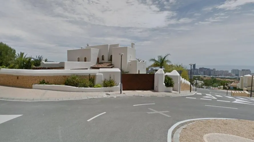 Villa de 5 chambres à Finestrat, Spain No. 1464 № 3