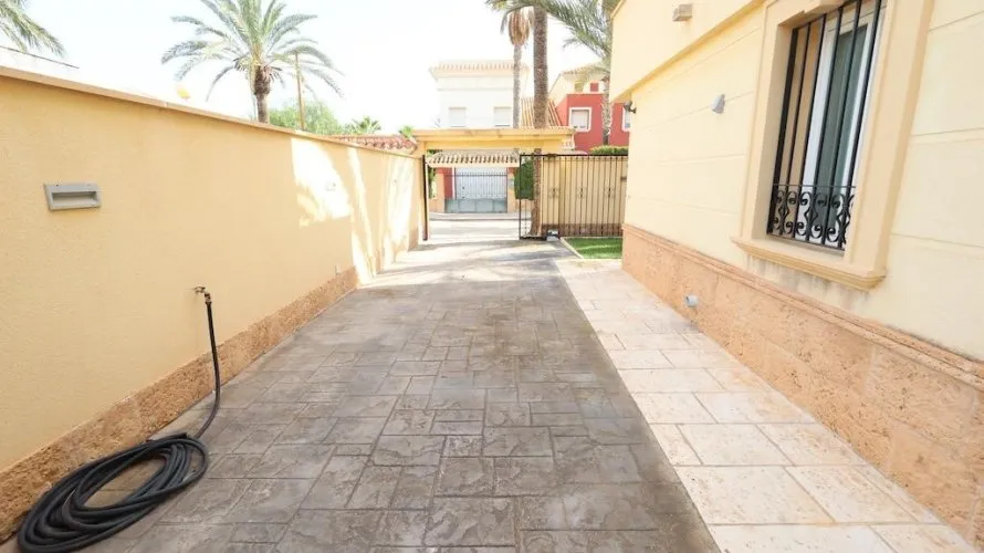 Apartment de 4 chambres à Cabo Roig, Espagne No. 1320 № 28