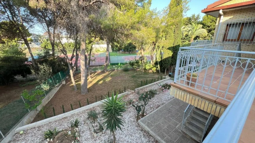 Villa de 4 chambres à Campoamor, Espagne No. 1174 № 13
