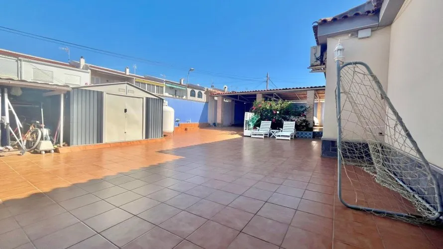 Villa de 3 chambres à Torrevieja, Spain No. 1266 № 14