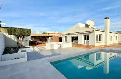 Apartment de 3 chambres à El Campello, Spain No. 1368
