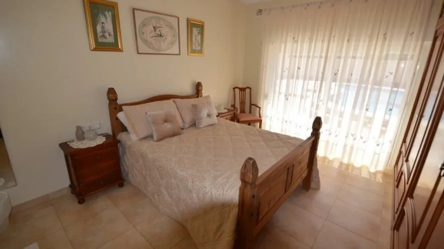 Villa de 276m² à Cabo Roig, Spain No. 981 № 22