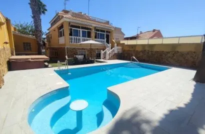 Apartment de 283m² à Torrevieja, Spain No. 1201