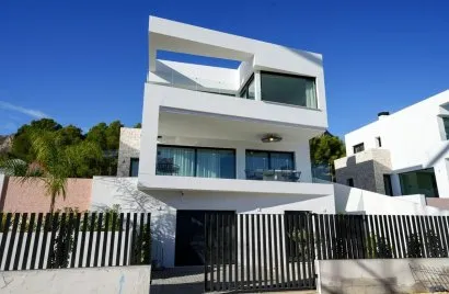 Villa de 3 chambres à Polop, Spain No. 1077