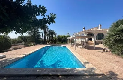 Villa de 236m² à Rojales, Spain No. 1456