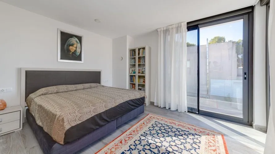 Villa de 461m² à Torrevieja, Spain No. 1356 № 9