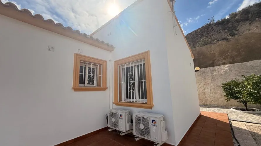 Villa de 384m² à Calpe, Espagne No. 948 № 19