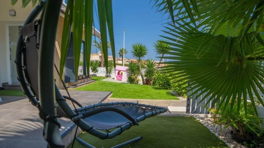 Villa de 3 chambres à La Zenia, Spain No. 1296 № 26