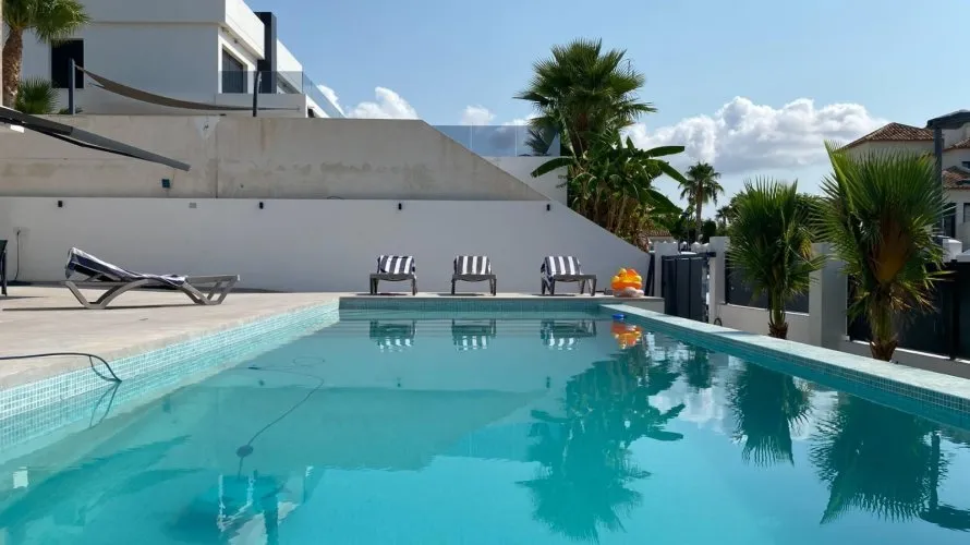Villa de 6 chambres à Finestrat, Espagne No. 1316 № 11