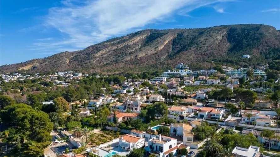 Villa de 4 chambres à L'Alfàs del Pi, Espagne No. 1298 № 8