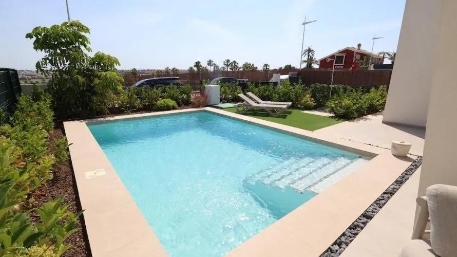 Villa de 3 chambres à Algorfa, Espagne No. 1549 № 16
