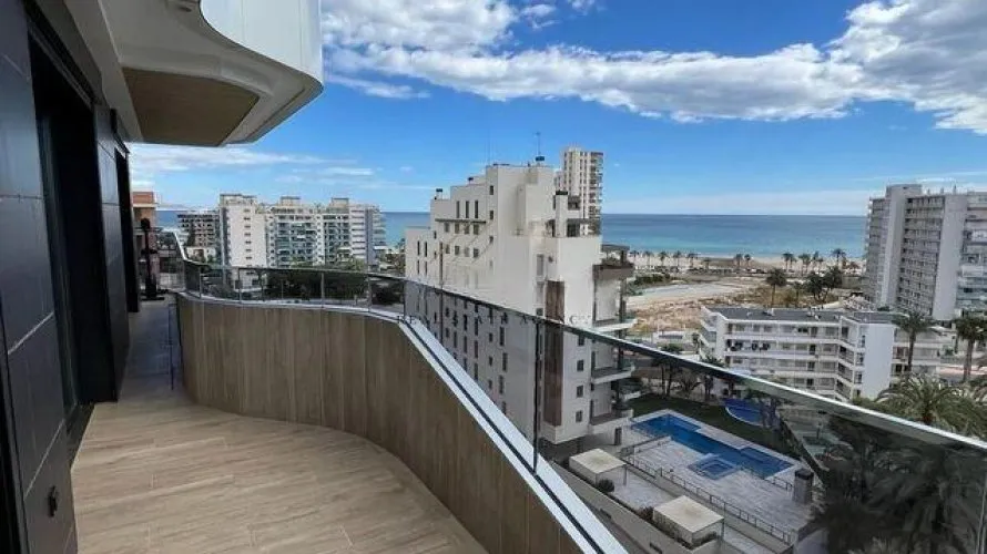 Penthouse de 3 chambres à Alicante, Espagne No. 1347