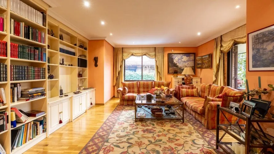 House de 6 chambres à Madrid, Spain No. 1520 № 26