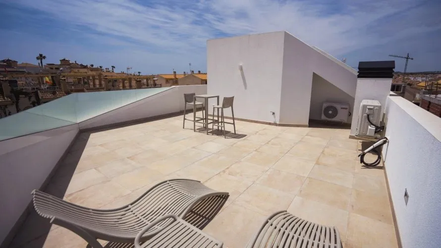 Villa de 3 chambres à La Florida, Espagne No. 1162 № 24