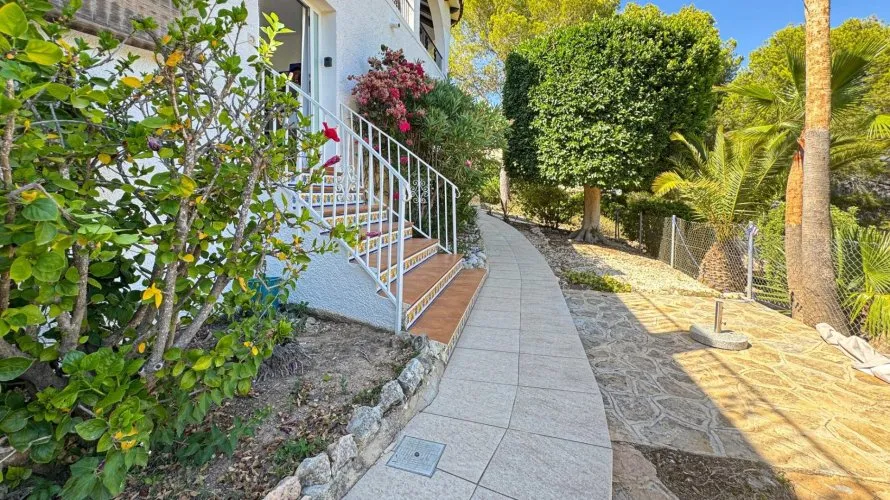 Villa de 3 chambres à La Nucia, Espagne No. 1526 № 12