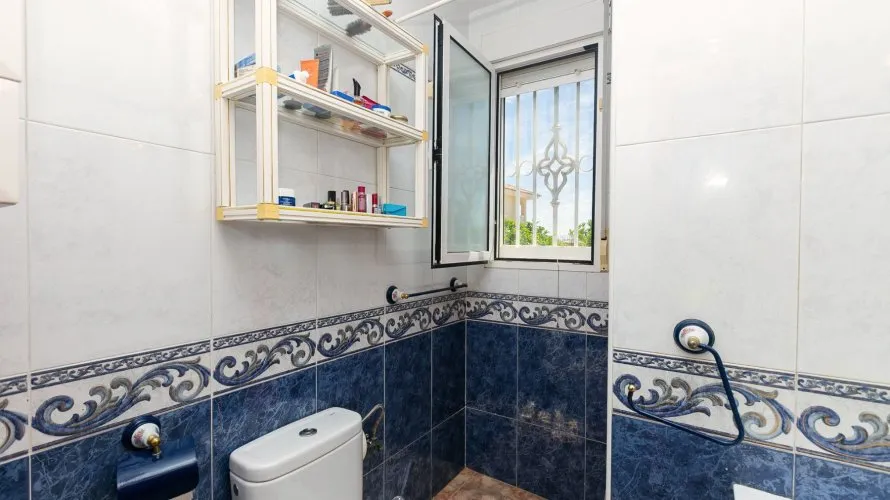 Villa de 158m² à Cabo Roig, Spain No. 1437 № 1