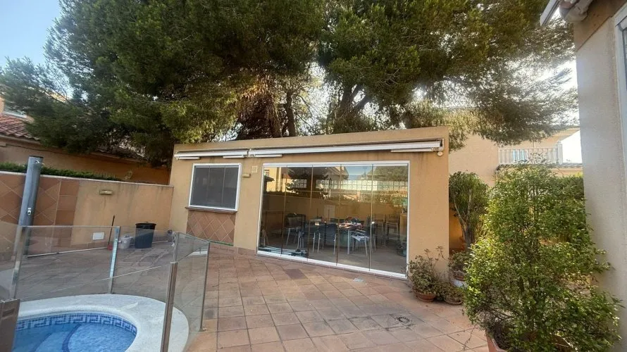 House de 5 chambres à Dehesa De Campoamor, Espagne No. 938 № 2