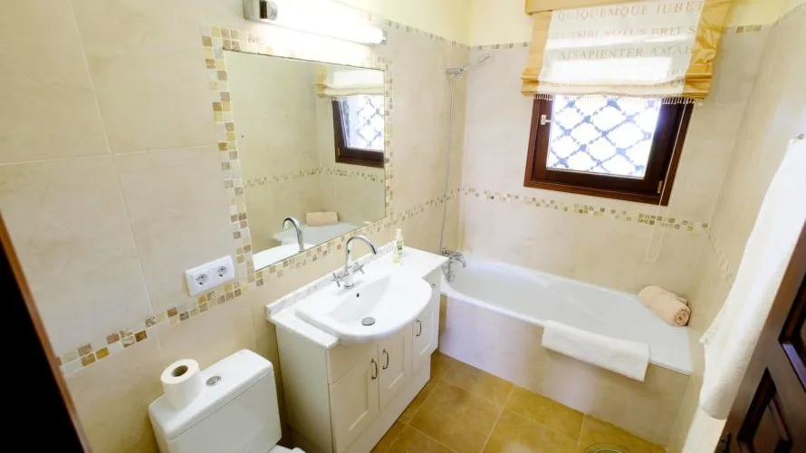 Villa de 4 chambres à Fustera, Espagne No. 1003 № 23