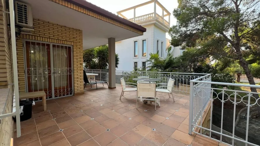 Villa de 4 chambres à Campoamor, Espagne No. 1174 № 10