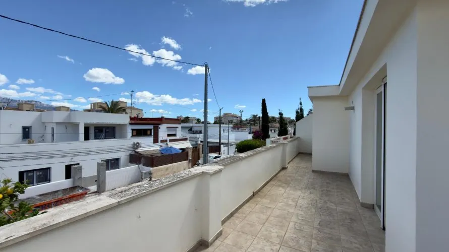 House de 4 chambres à Albir, Spain No. 1438 № 3