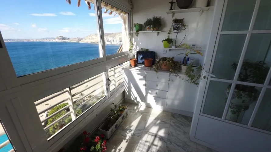 Apartment de 3 chambres à Cabo De Las Huertas, Spain No. 1503