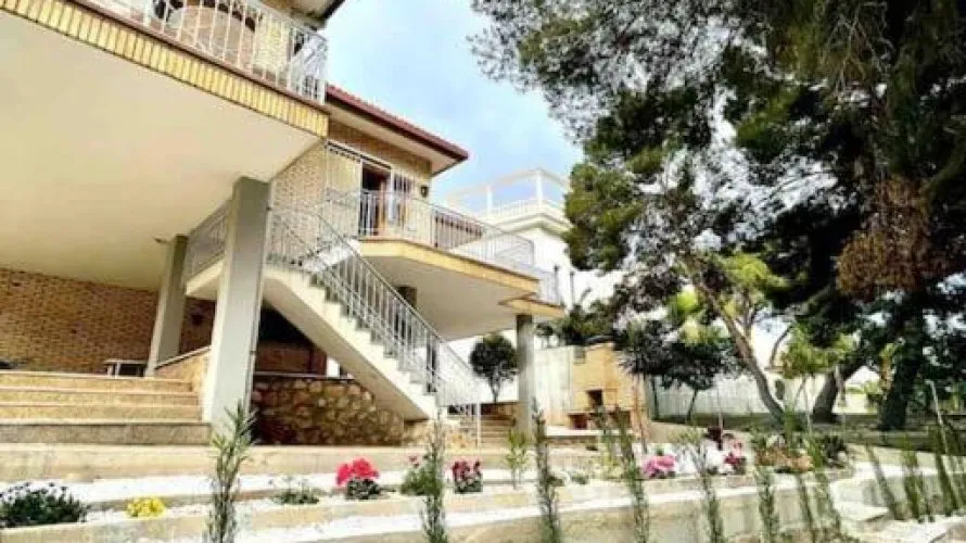 Villa de 4 chambres à Campoamor, Espagne No. 1174 № 1