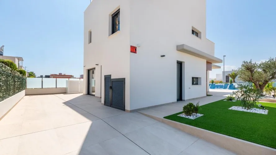 Villa de 3 chambres à Campoamor, Espagne No. 1195 № 4
