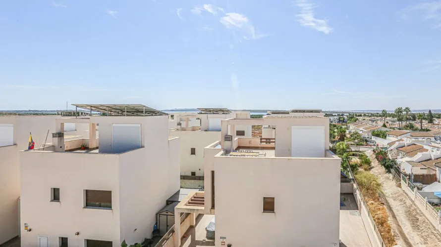 Villa de 101m² à Ciudad Quesada, Espagne No. 1391