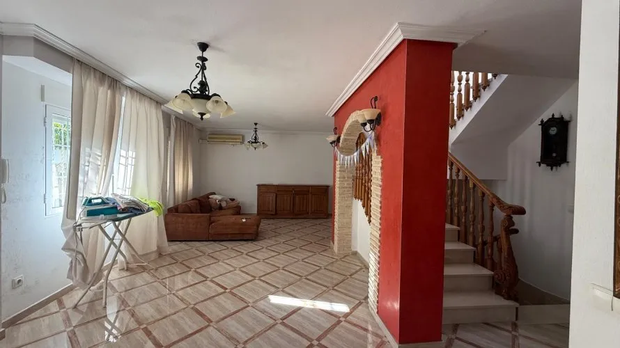 House de 3 chambres à Torrevieja, Espagne No. 1385 № 4