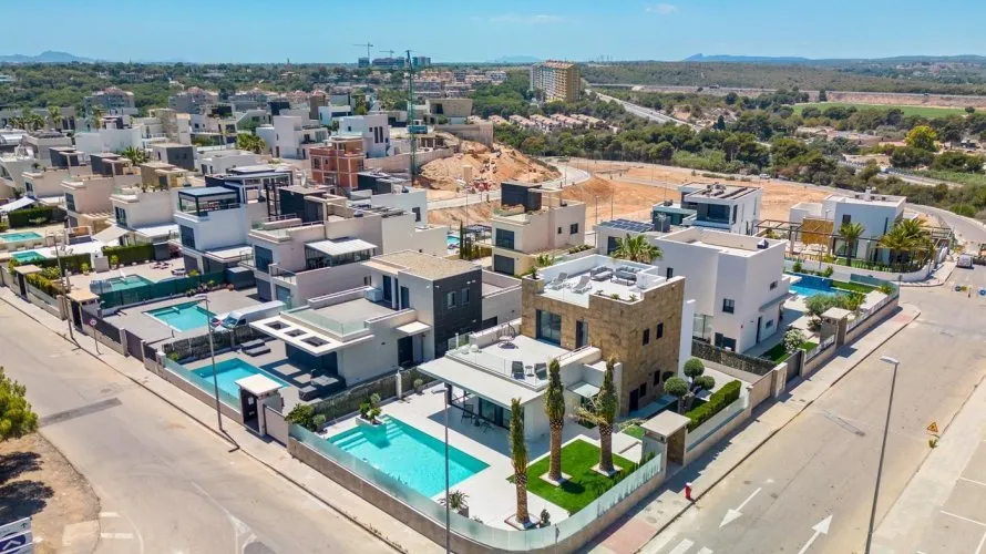 Villa de 4 chambres à Campoamor, Spain No. 1222 № 2