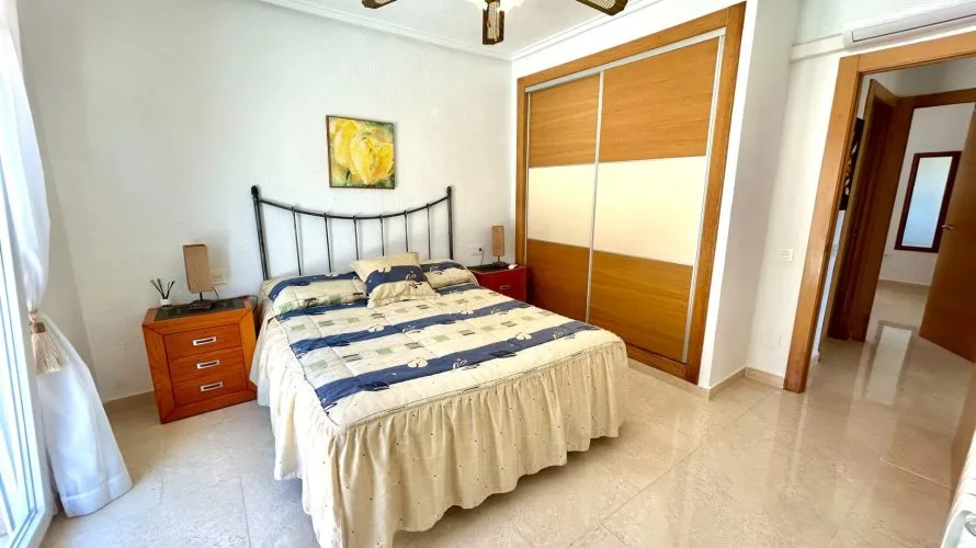 Villa de 5 chambres à Ciudad Quesada, Espagne No. 1400 № 19