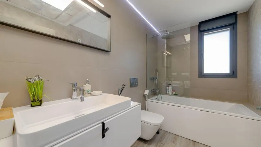 Villa de 461m² à Torrevieja, Spain No. 1356 № 11