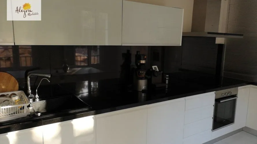 Villa de 4 chambres à Finestrat, Spain No. 983 № 15