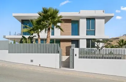 Villa de 4 chambres à Benidorm, Spain No. 1413