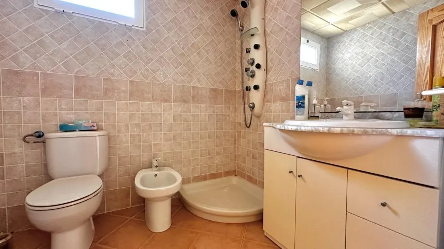 Villa de 5 chambres à Zona Altea Hills, Espagne No. 1134 № 14