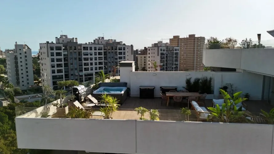 Penthouse de 3 chambres à Alicante, Espagne No. 1322 № 1
