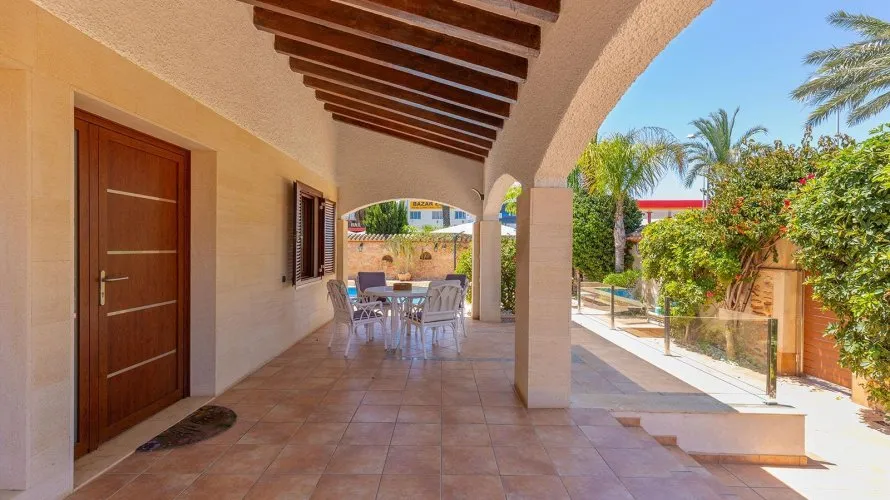 Villa de 4 chambres à Alicante, Spain No. 1269 № 24