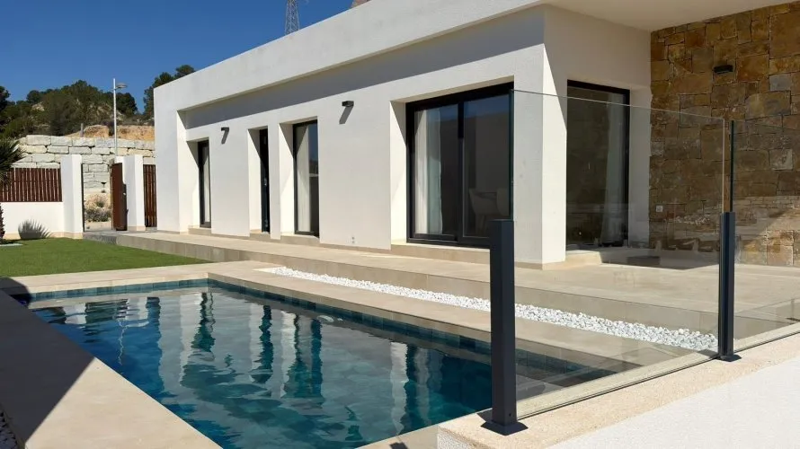 Villa de 3 chambres à Finestrat, Spain No. 953 № 1