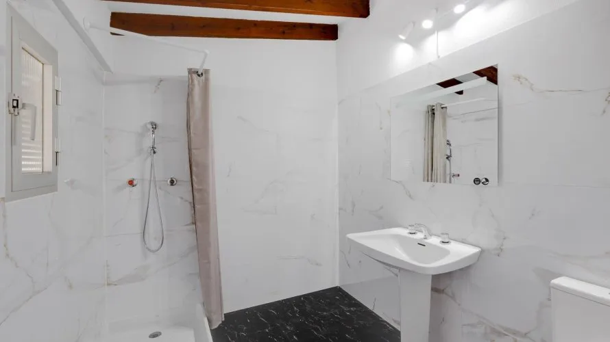 Villa de 6 chambres à Calpe, Espagne No. 958 № 24