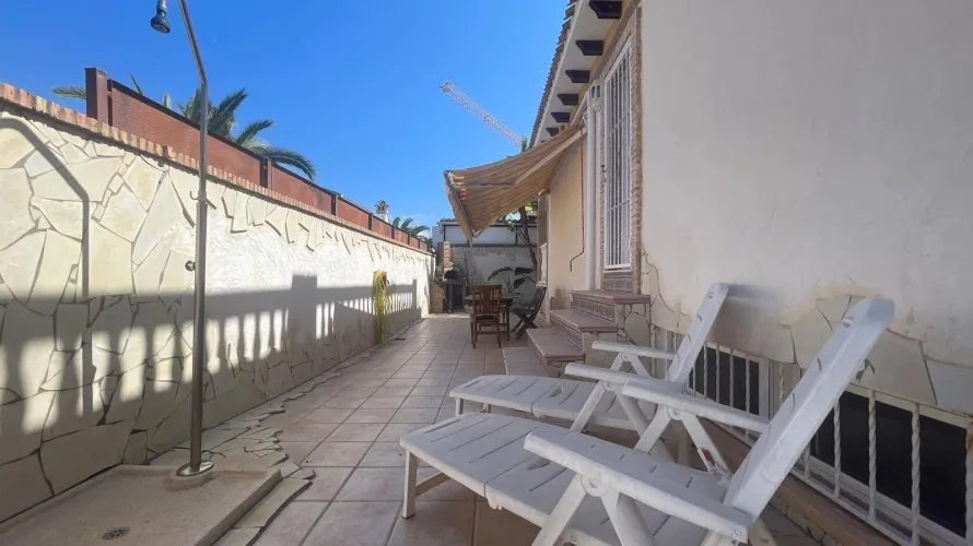 House de 5 chambres à Torrevieja, Espagne No. 1300 № 24