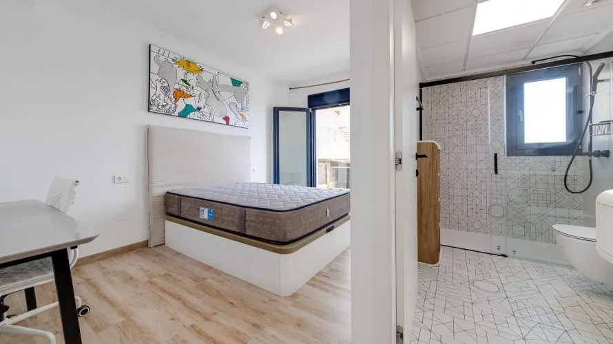 Villa de 210m² à Torrevieja, Spain No. 1253 № 12