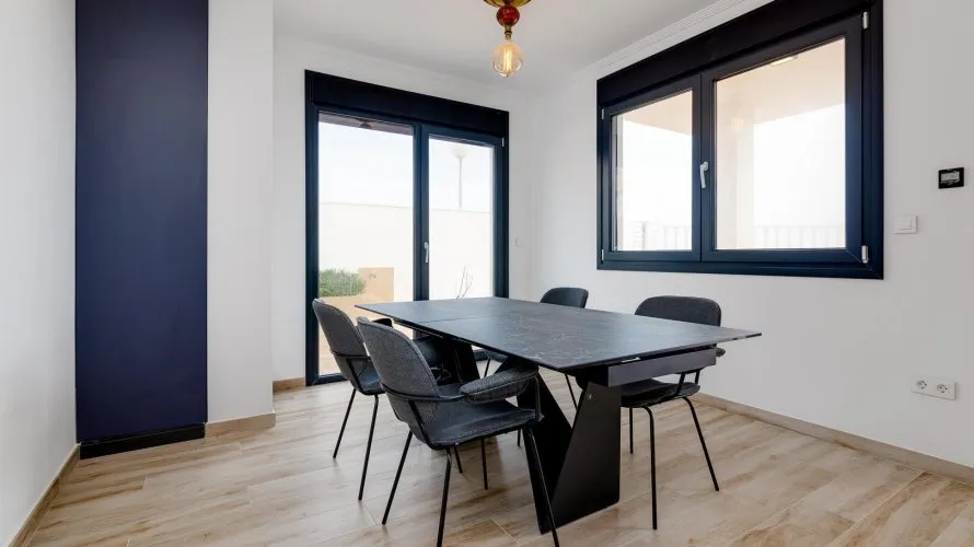 Villa de 4 chambres à Torrevieja, Spain No. 1120 № 15