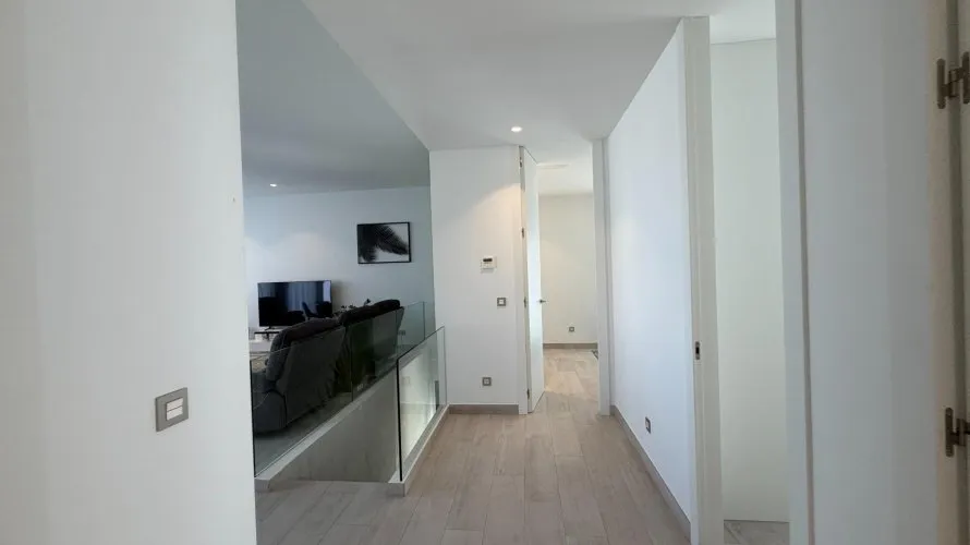 House de 324m² à Finestrat, Espagne No. 1560 № 11