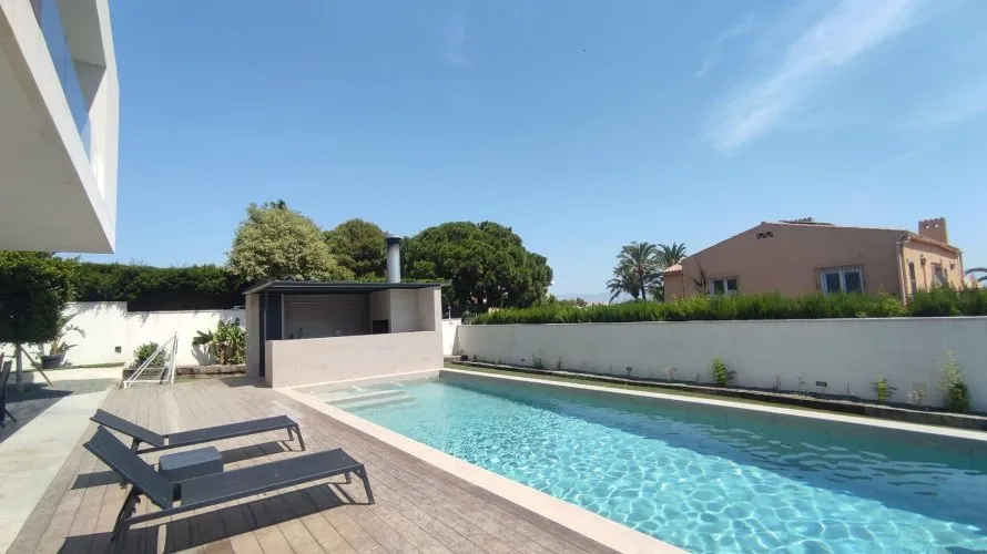 Villa de 5 chambres à Alicante, Espagne No. 1599 № 12