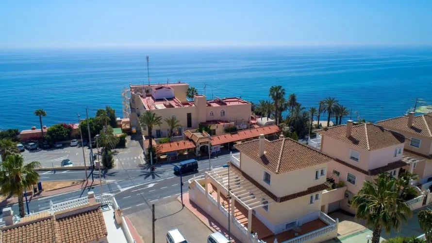 Villa de 180m² à Torrevieja, Espagne No. 1587 № 28