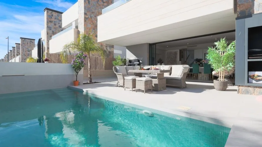 Villa de 170m² à Los Alcazares, Espagne No. 1585 № 28