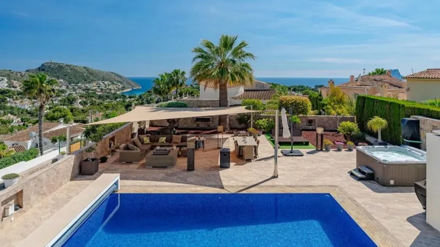 Villa de 247m² à Moraira, Espagne No. 1569 № 21