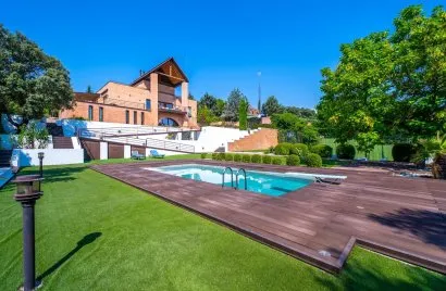 Apartment de 8 chambres à Las Rozas de Madrid, Espagne No. 1636