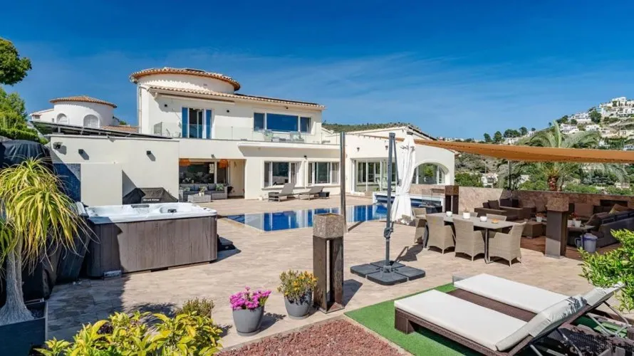 Villa de 247m² à Moraira, Espagne No. 1569 № 27